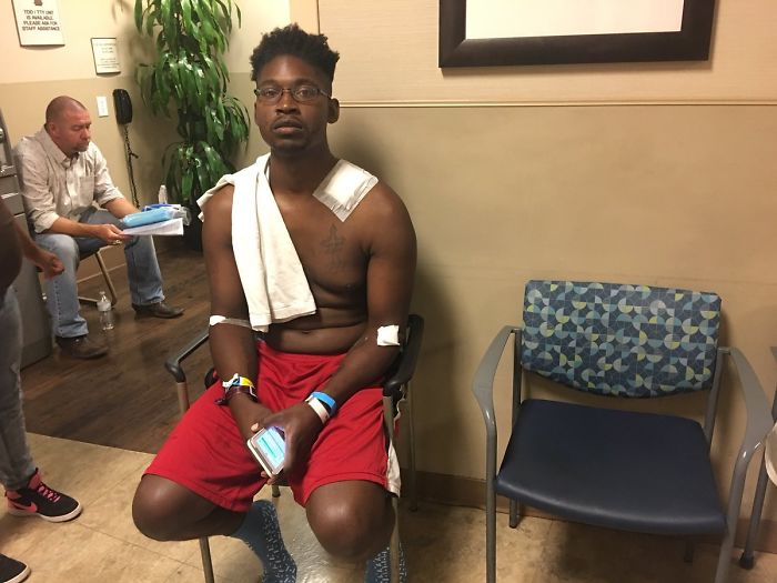 Jonathan Smith, 30, Saved ~30 People Last Night Before He Was Shot In The Neck. He Might Live With The Bullet For Rest Of His Life Jonathan Smith, 30, Saved ~30 People Last Night Before He Was Shot In The Neck. He Might Live With The Bullet For Rest Of His Life