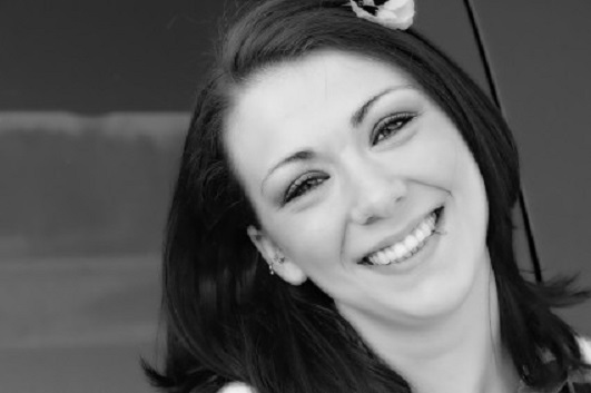 girl_laugh_face_215748